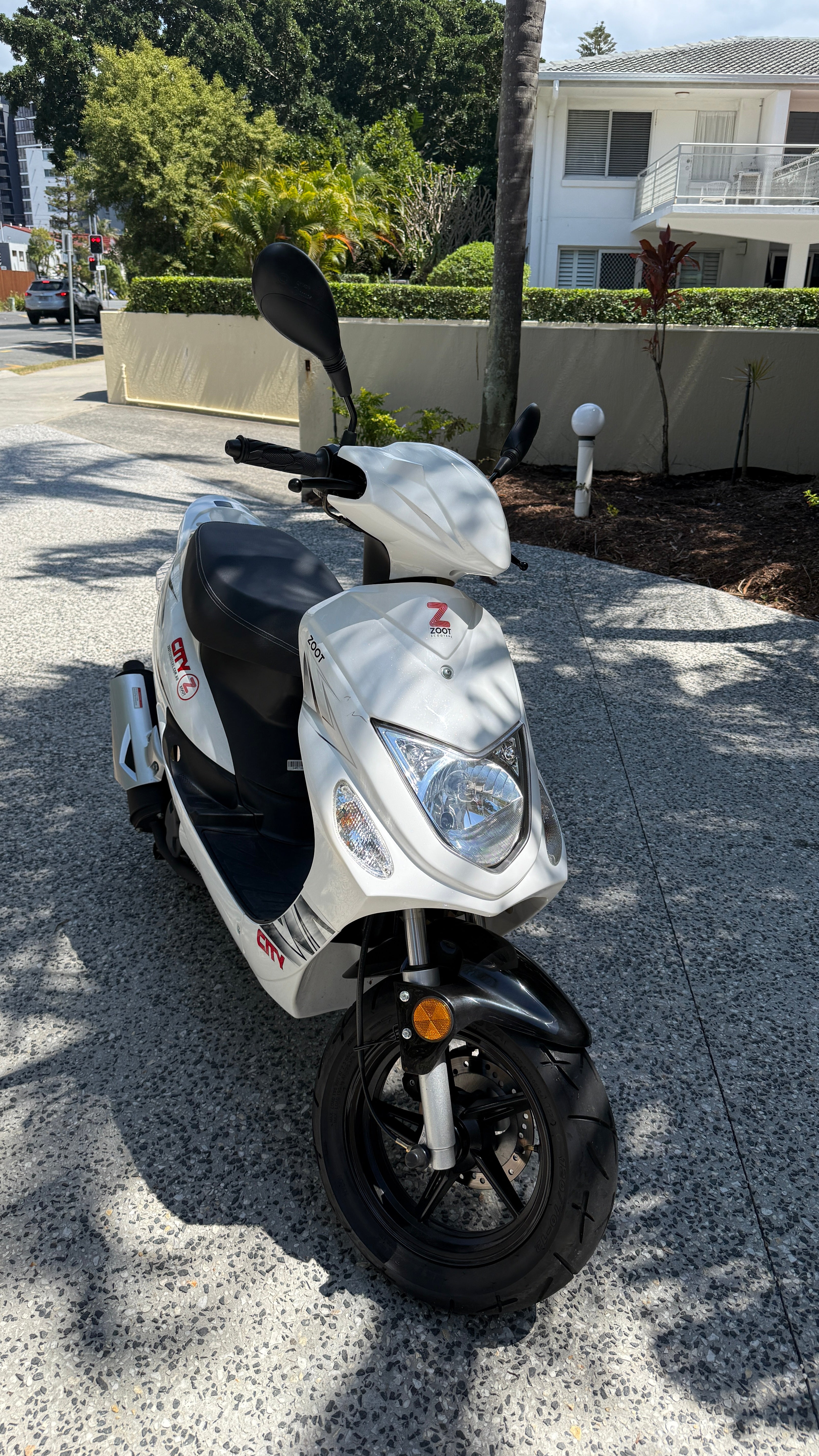 Scooter Hire 50cc - Zoot